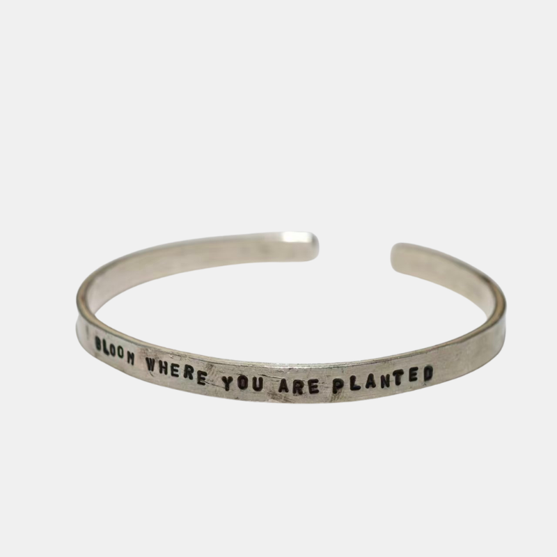 Engraved antique-style bracelet